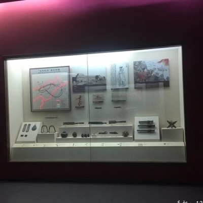 沈阳金属烤漆博物馆展柜生产厂家报价与文化传播